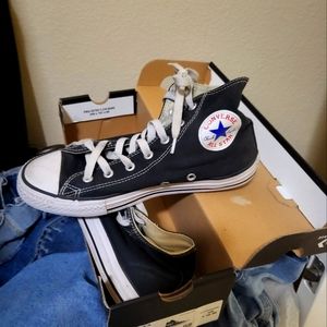 Youth size 3. Black hightop converse